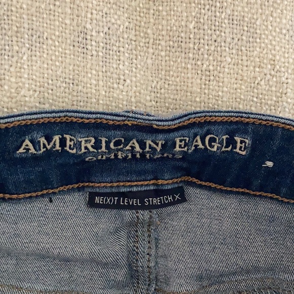 American Eagle Outfitters high-waist Jean shorts - Picture 2 of 4